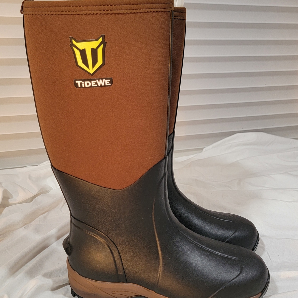 Brand New TideWe Women's Brown and Black Boots